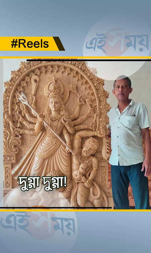 durga pratima made of wood by artist suranjan sarkar from purba bardhaman will go to malaysia watch video