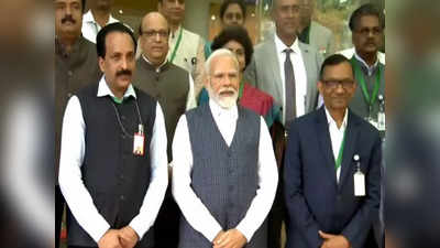 ભારત ત્યાં પહોંચ્યું છે જ્યાં કોઈ નથી પહોંચી શક્યુંઃ બેંગલુરૂમાં ચંદ્રયાન-3ની ટીમને મળ્યા PM મોદી