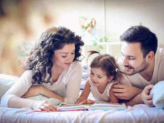 Positive Parenting Tips,ಮಗಳನ್ನು ಬೆಳೆಸುವಾಗ ಪೋಷಕರು ಮಾಡಬಾರದ 5 ತಪ್ಪುಗಳು…! - parenting tips: don't make mistakes with daughter - Vijay Karnataka