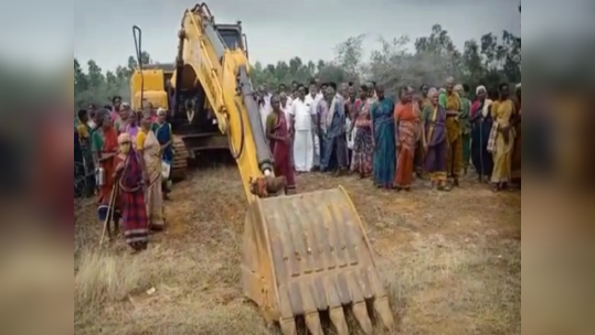 மயிலாடுதுறை- அளவுக்கு அதிகமாக மண் எடுக்கக் கூடாது; ஜேசிபிஐ சிறைபிடித்து பொதுமக்கள் போராட்டம்!