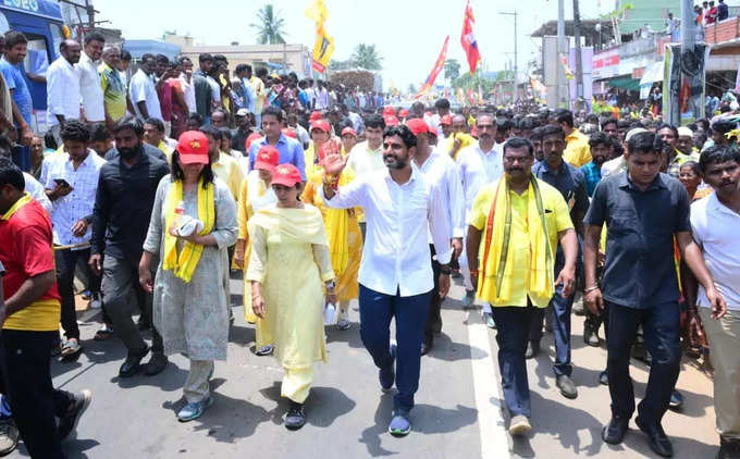 నారా లోకేష్ పాదయాత్రలో నారా, నందమూరి ఫ్యామిలీల సందడి