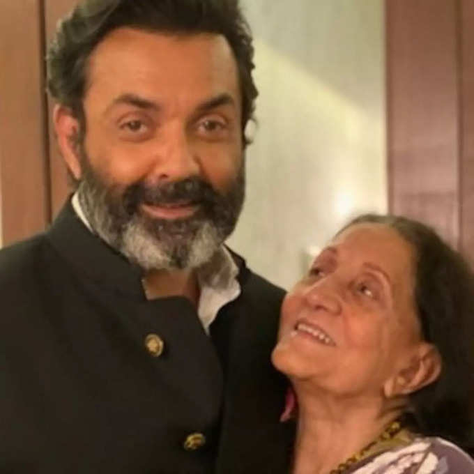 sunny deol mother