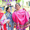 బాకూరు పల్లి తండాలో బతుకమ్మ చీరల పంపిణీ.. - Bathukamma Sarees Distribution  At Bakuru Palli Thanda