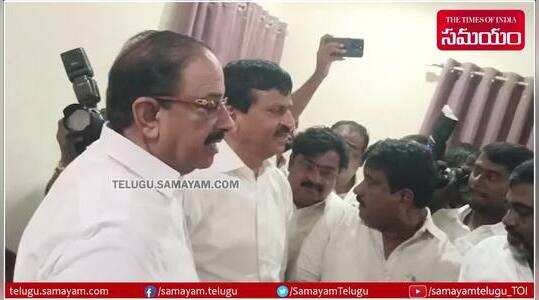 తుమ్మలను కాంగ్రెస్ పార్టీలోకి ఆహ్వానించిన పొంగులేటి