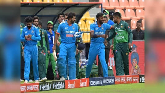 ​IND vs PAK: 'சுயநலமாக விளையாடும் இந்திய வீரர்'.. அணியை பற்றி கவலையில்லை.. இவர உடனே நீக்கணும்!