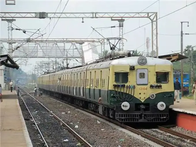 90 मिनट में लगाती है दिल्ली का चक्कर