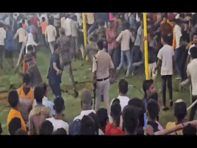 Nalanda News: भोजपुरी सिंगर गुंजन सिंह के कार्यक्रम में हंगामा, भीड़ हुई अनकंट्रोल पुलिस ने जमकर भांजी लाठियां
