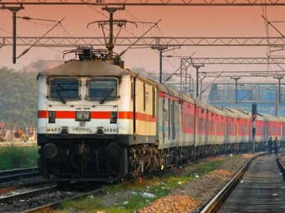 जी20 का असर: दिल्ली की ओर जाने वाली 28 ट्रेनें रहीं रद्द, कई ट्रेनों को गाजियाबाद-साहिबाबाद स्टेशन पर रोका
