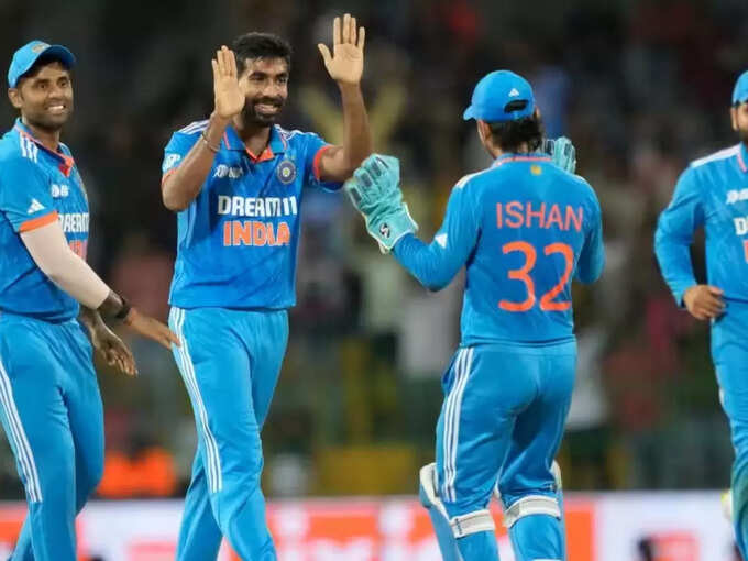 भारत की पाकिस्तान पर वनडे में सबसे बड़ी जीत भारत की पाकिस्तान पर वनडे में सबसे बड़ी जीत