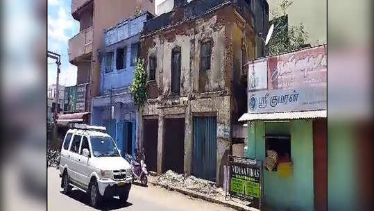 ​பழமையான கட்டிடங்களை உடனே இடிக்க வேண்டும்-மேட்டுப்பாளையம் நகராட்சி அதிரடி உத்தரவு