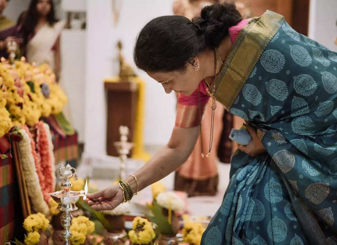 ನಮ್ರತಾ ತಾಯಿ ಪೂಜೆಯಲ್ಲಿ ಭಾಗಿ 