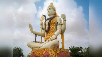 Lord Shiva: কেন মহাদেবের পরনে বাঘছাল? বসেও থাকেন ব্যাঘ্রচর্মেই! কারণ জানলে চমকে যাবেন