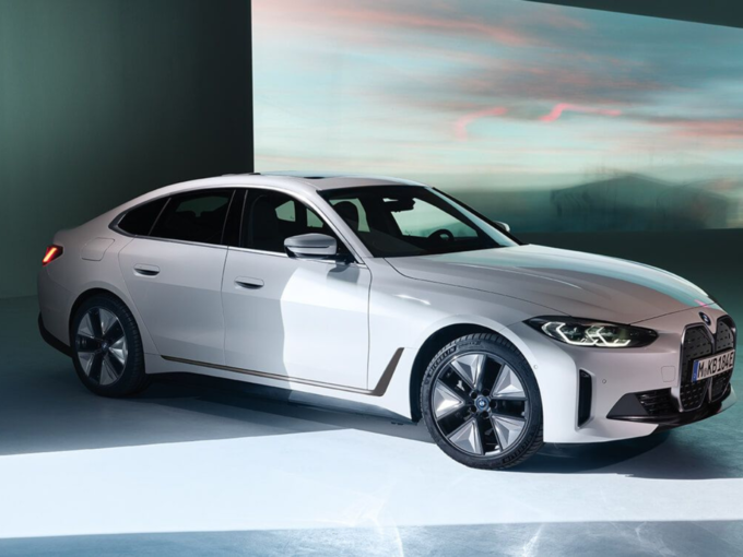 ​4.BMW i4