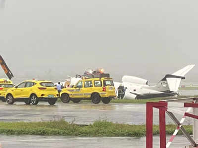 Mumbai Plane Crash: मुंबई एयरपोर्ट पर भारी बारिश के बीच रनवे से फिसला प्‍लेन, तीन लोग घायल, मचा हड़कंप