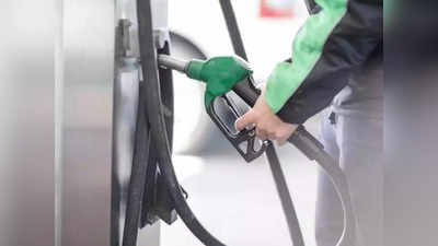 330 रुपये लीटर पेट्रोल, पाकिस्तान में बेकाबू महंगाई के बीच सरकार ने दिया एक और झटका