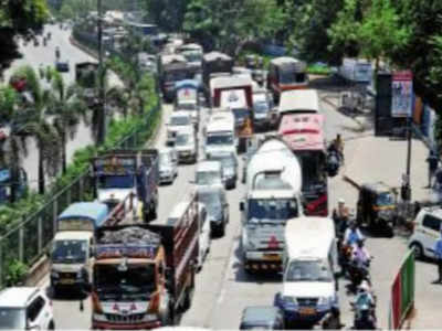 विसर्जन मार्गावर वाहनांना प्रवेशबंदी; संभाव्य कोंडी टाळण्यासाठी नवी मुंबई पोलिसांकडून वाहतुकीत बदल