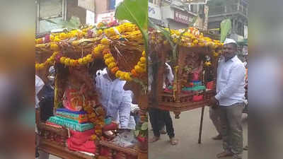 धुळ्यात ब्रिटिशकालीन खुनी गणपतीचं टाळ मृदुंगाच्या गजरात आगमन; खुनी नावामागे रंजक कहाणी