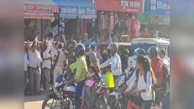 सीतामढ़ी में शिक्षा मंत्री चंद्रशेखर का भारी विरोध, भाजयुमो के कार्यकर्ताओं ने दिखाया काला झंडा