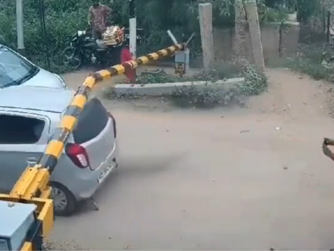 Man Drove Alto Car Under Railway Crossing Gate