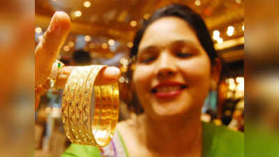 Gold Price Today: मंथली स्कीम से जूलरी खरीदने का बढ़ रहा चलन, 50% से अधिक बढ़ गई खरीदारी
