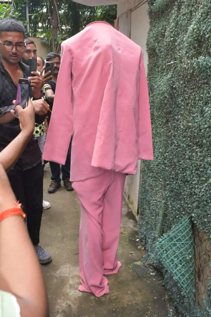 Urfi Javed in pink pant suit bizarre outfit
