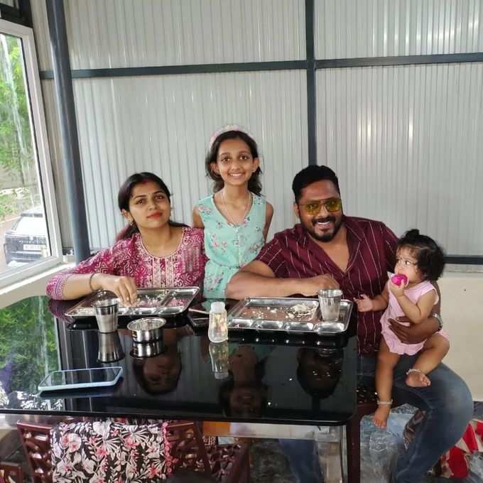anjali nair family