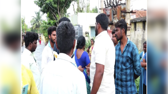 சேலம் வாழப்பாடி: கவுன்சிலரை முற்றுகையிட்டு பொதுமக்கள் வாக்குவாதம்!