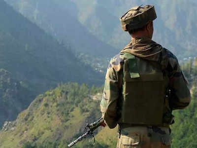 जम्मू-कश्मीर में सुरक्षाबलों ने मार गिराए 2 आतंकी, घुसपैठ की कोशिश नाकाम, पास से मिली पाकिस्तानी करेंसी