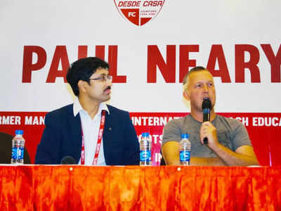 Paul Neary : বাংলার ফুটবল উন্নয়নে কলকাতায় ম্যান ইউয়ের প্রাক্তন কোচ এডুকেটর