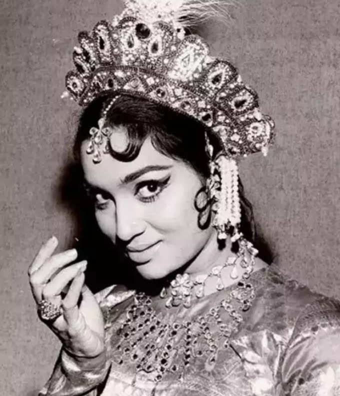 beautiful asha parekh