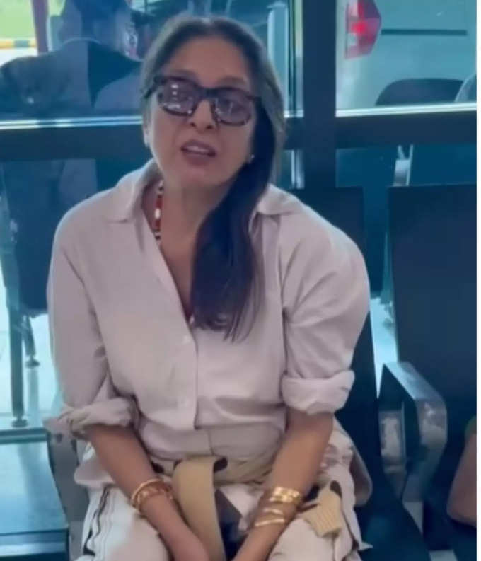 neena gupta bareilly airport