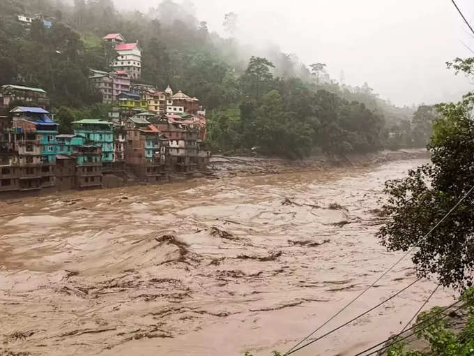 ​सिक्किम में अचानक आई बाढ़ का कारण?​