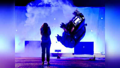 कंफर्म! सिंघम 3 में होंगी करीना कपूर, हवा में लहराती कार संग फोटो के साथ लिखा-  रोहित शेट्टी संग चौथी फिल्म