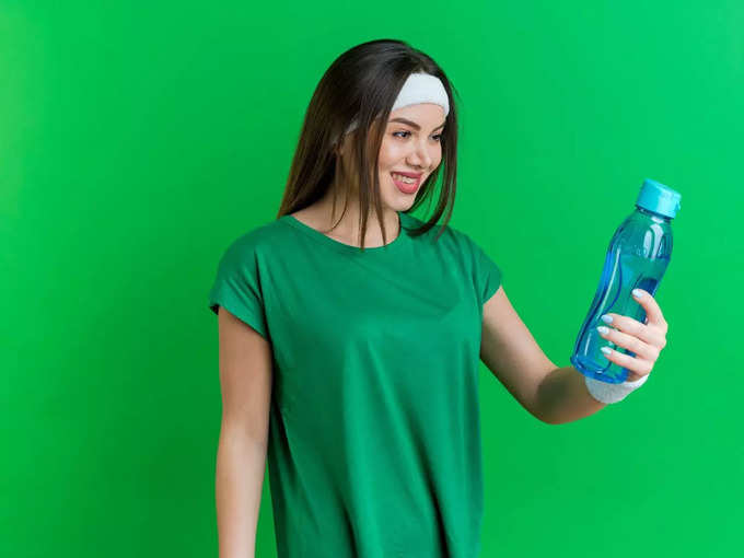How to clean water bottle