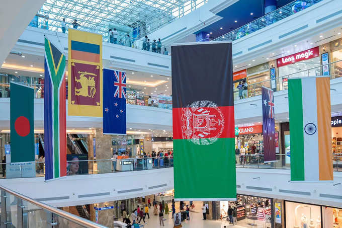 Kochi Lulu Mall Flag Controversy