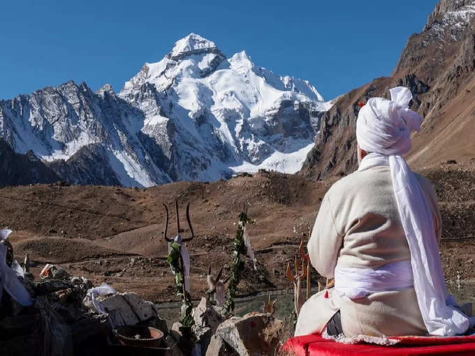 आदि कैलाश का लगाया ध्यान