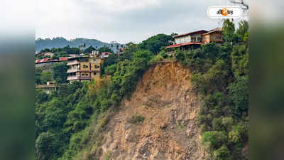 Sikkim Landslide : জাতীয় সড়কে ধস, ফের দুর্যোগ! পুজোয় সিকিম ট্যুর আদৌ সম্ভব?