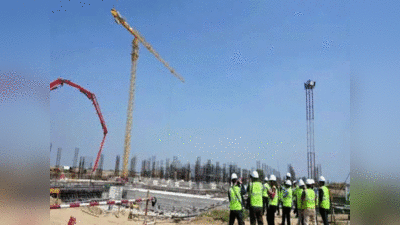 नोएडा: 7200 मजदूर, छह ATC टावर, जेवर एयरपोर्ट के रनवे का 70 फीसदी काम हो गया पूरा