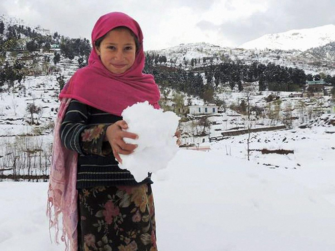 जम्मू और कश्मीर : बारिश और बर्फबारी का अनुमान