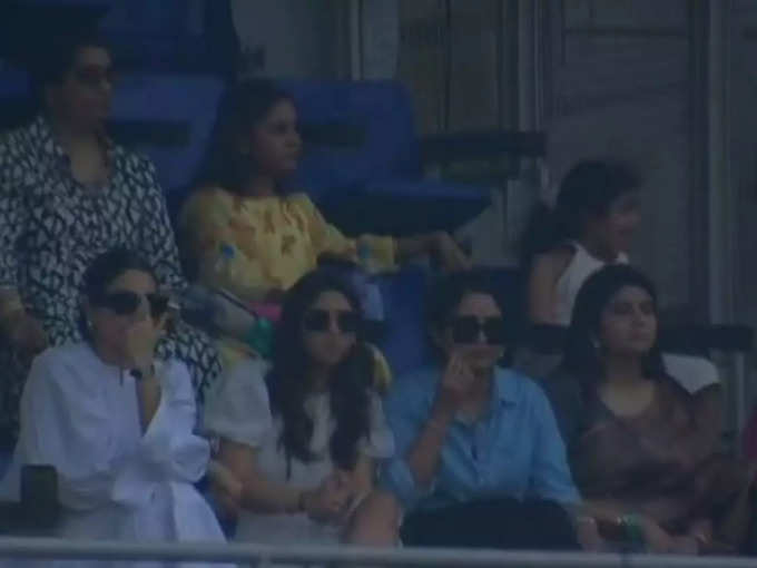 अहमदाबाद में मौजूद भारतीय क्रिकेटर्स की पत्नियां
