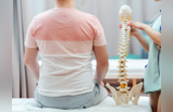 Spinal Health: सिर से लेकर पैर तक को सपोर्ट करती है रीढ़ की हड्डी, Dr. बोले ऐसे रखें मजबूत, नहीं आएगी कभी लचक