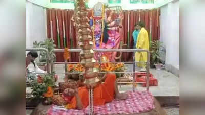 नवरात्रि 2023: सीने पर 21 कलश, मां दुर्गा के अनोखे भक्त, साधना का 21वां साल