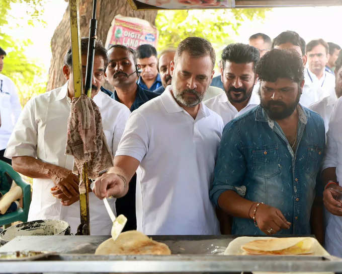 సామాన్యులతో సామాన్యుడిగా.. సరదాగా కాసేపు, రాహుల్ సింప్లిసిటీ