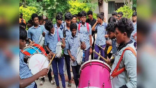 புதுக்கோட்டையில் கலைத்திருவிழா: திறமையை வெளிக்காட்டிய அரசு பள்ளி மாணவர்கள்