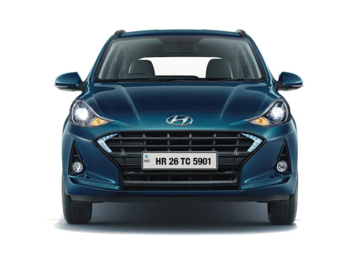 4.Hyundai Grand i10 Nios (50 ஆயிரம் வரை சலுகை)