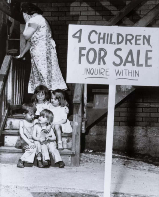 4 Children for Sale : क्‍या है इस फोटो की कहानी