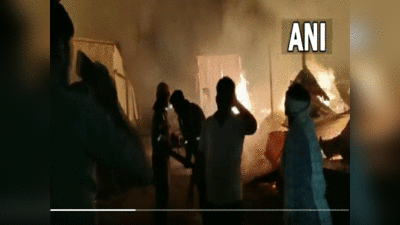फिरोजाबाद में काठ बाजार में भीषण आग से हड़कंप, धूं-धूं कर जल गई 2 दर्जन दुकानें