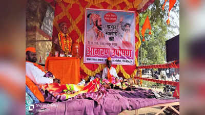 ८५ वर्षीय विष्णू पवार जरांगेंच्या साथीला, सोलापूरमध्ये उपोषण, सरकारविरोधात एल्गार करत म्हणाले....