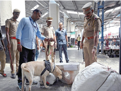 ஈரோடு ரயில் நிலையத்திற்கு வெடிகுண்டு மிரட்டல்;  பதறிப்போன பயணிகள்!