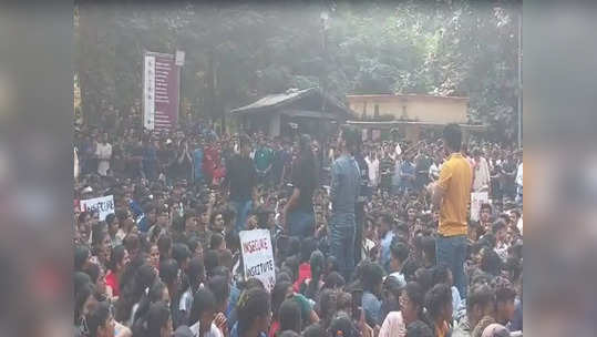 ఐఐటీ-బీహెచ్‌యూలో కలకలం: విద్యార్ధినిని వివస్త్రను చేసి.. వీడియో
